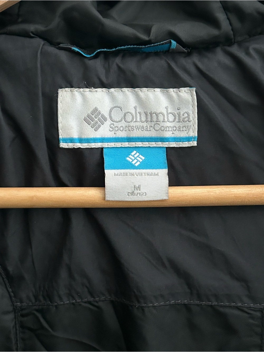 Columbia Black Jacket - Picture 2 of 4